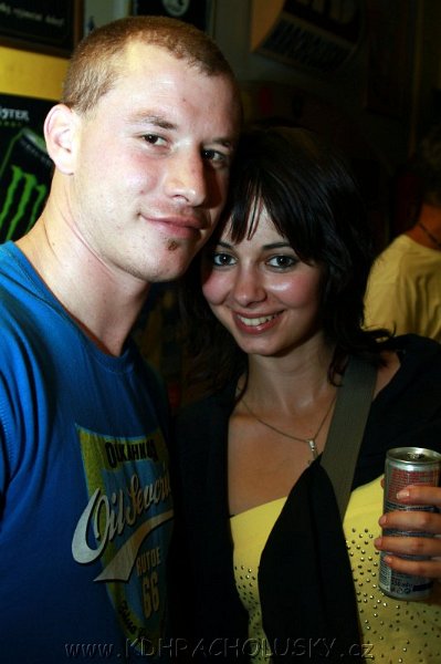 DJane_Elite_2K10_Skumi_021.JPG