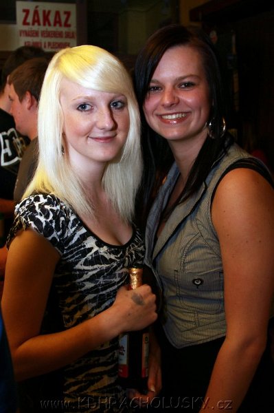DJane_Elite_2K10_Skumi_022.JPG