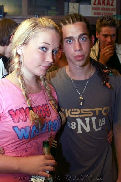 DJane_Elite_2K10_Skumi_082.JPG