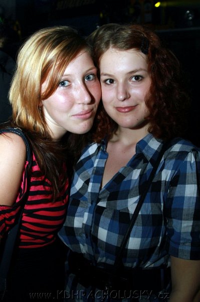 DJane_Elite_2K10_Skumi_134.JPG