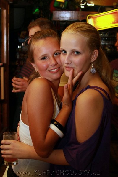 DJane_Elite_2K10_Skumi_137.JPG