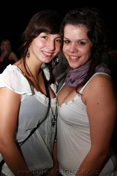 DJane_Elite_2K10_Skumi_139.JPG