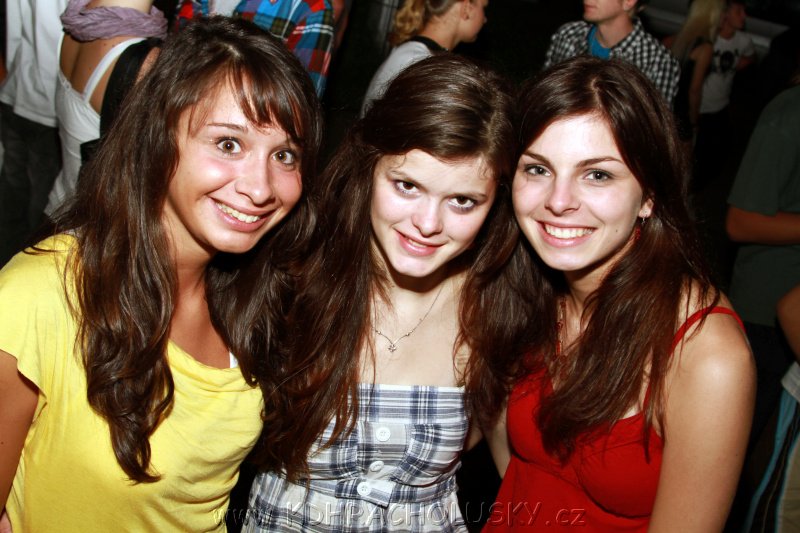 DJane_Elite_2K10_Skumi_141.JPG