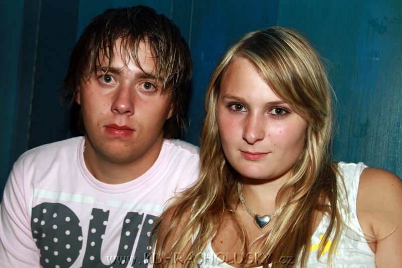 DJane_Elite_2K10_Skumi_187.JPG