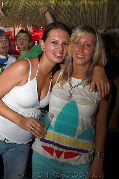 DJane_Elite_2K10_Skumi_190.JPG