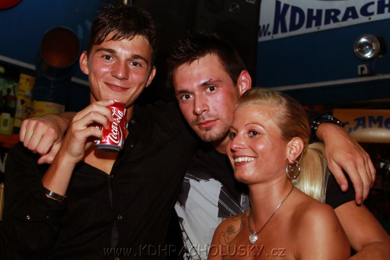 DJane_Elite_2K10_Skumi_192.JPG